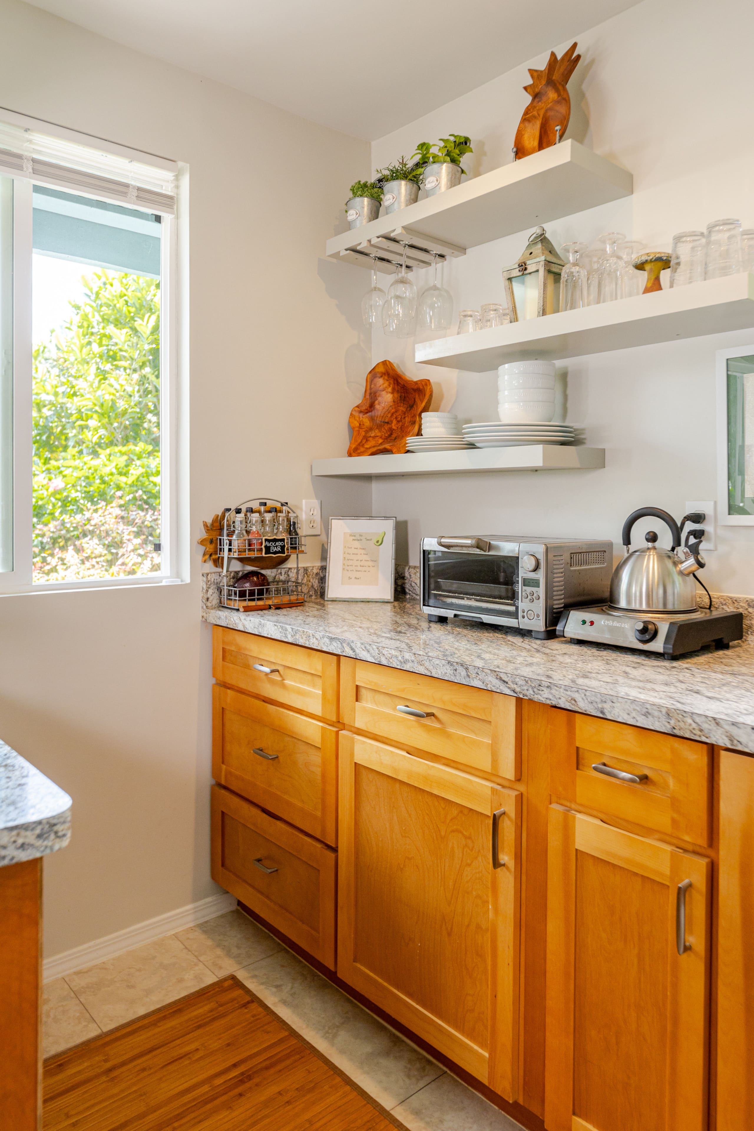 Guesthouse in Keaau · ★4.98 · 1 bedroom · 2 beds · 1 private bath - Image 6