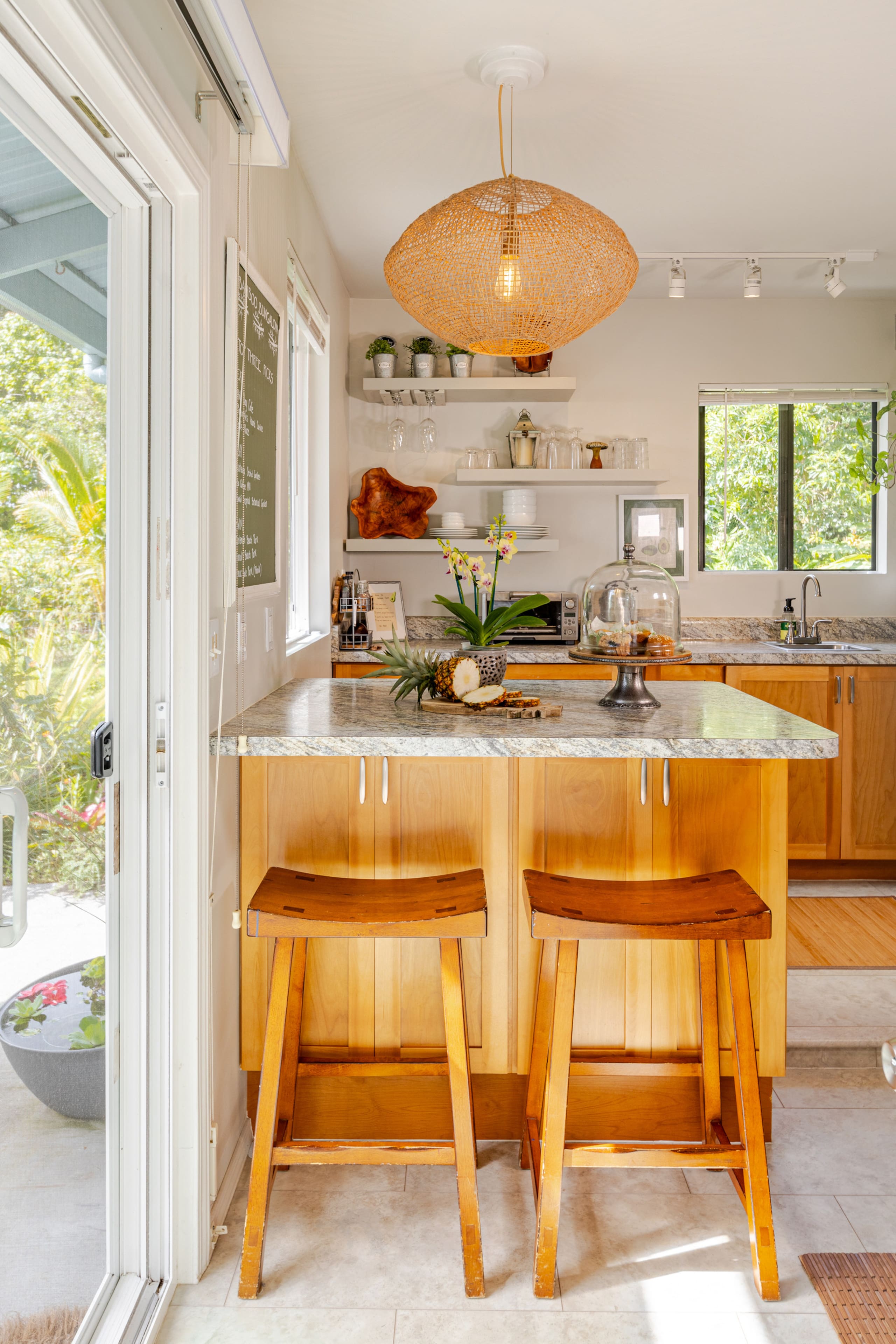 Guesthouse in Keaau · ★4.98 · 1 bedroom · 2 beds · 1 private bath - Image 5