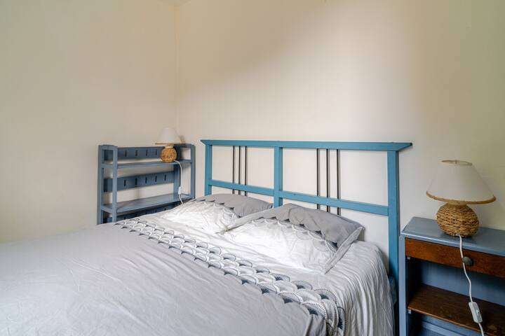 غرفة النوم 1