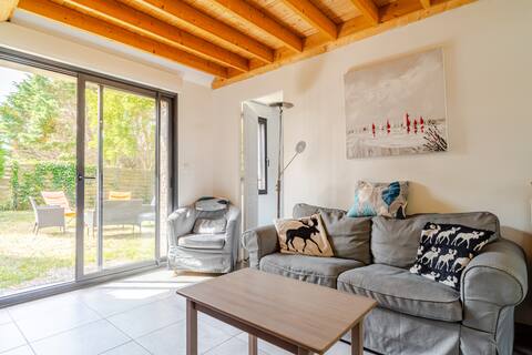 House 200 m from the beach