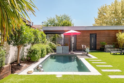 Propriété Airbnb réussie: Charming independent studio in a quiet house. à Bordeaux