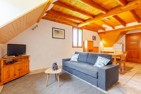 Independent apartment in house, mountain
