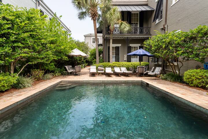 Elegant Luxurious Corporate Rental Garden District gallery image 2