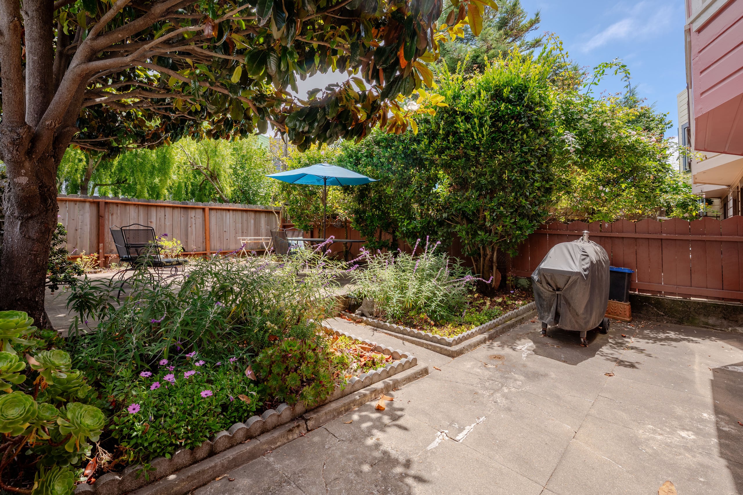 Home in San Francisco · ★4.93 · Studio · 1 bed · 1 bath - Image 25