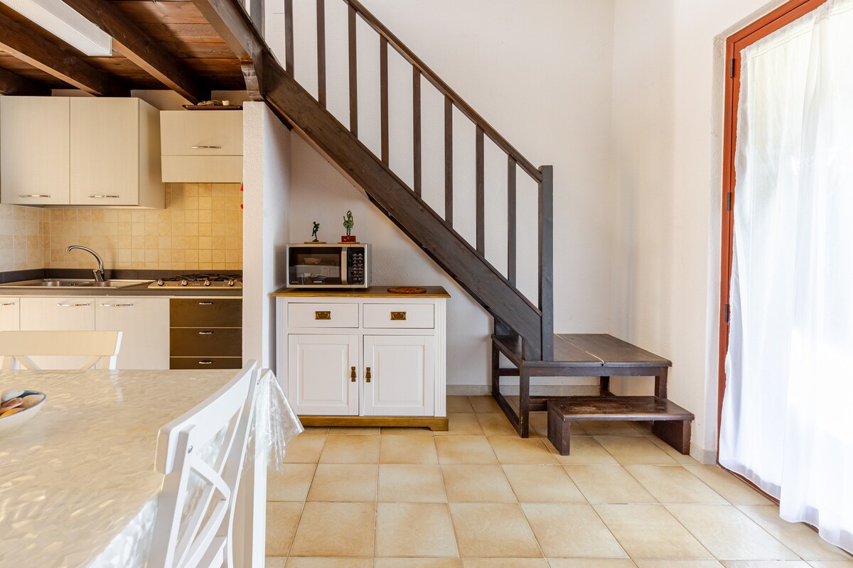 Airbnb con mejor rendimiento: Private villa a few meters from the beach. en Muravera