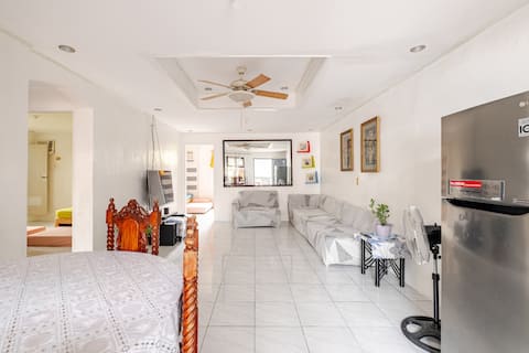 Affordable,Spacious,Jump Point to Hundred Islands