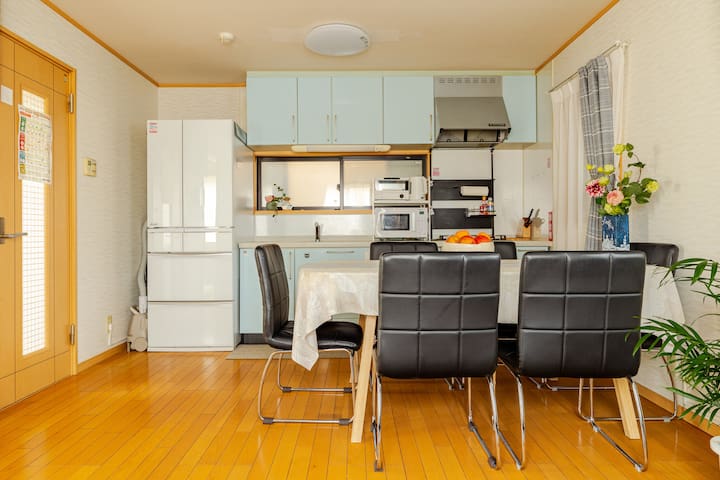 Ikebukuro Brand new 5BR villa Free parking gallery image 4