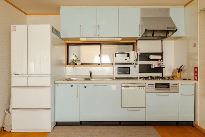 Ikebukuro Brand new 5BR villa Free parking gallery image 5