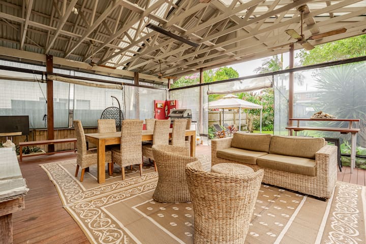 Gorgeous Byron Cottage