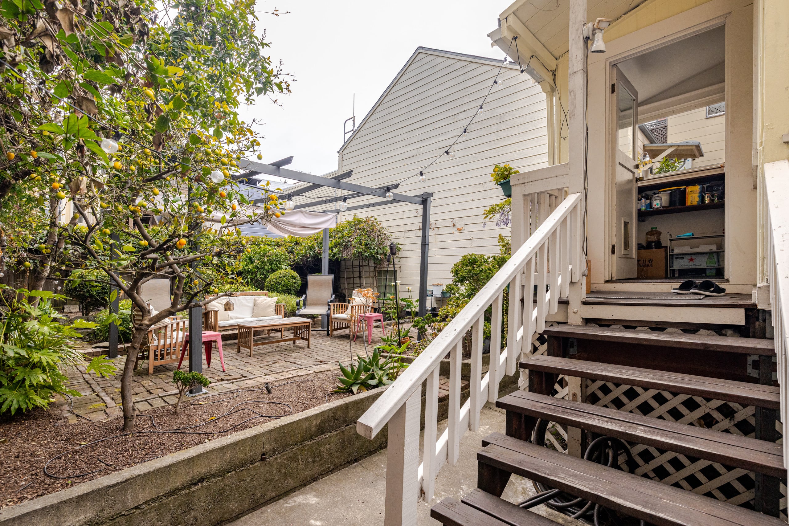 Home in San Francisco · ★4.96 · 3 bedrooms · 3 beds · 2 baths - Image 33