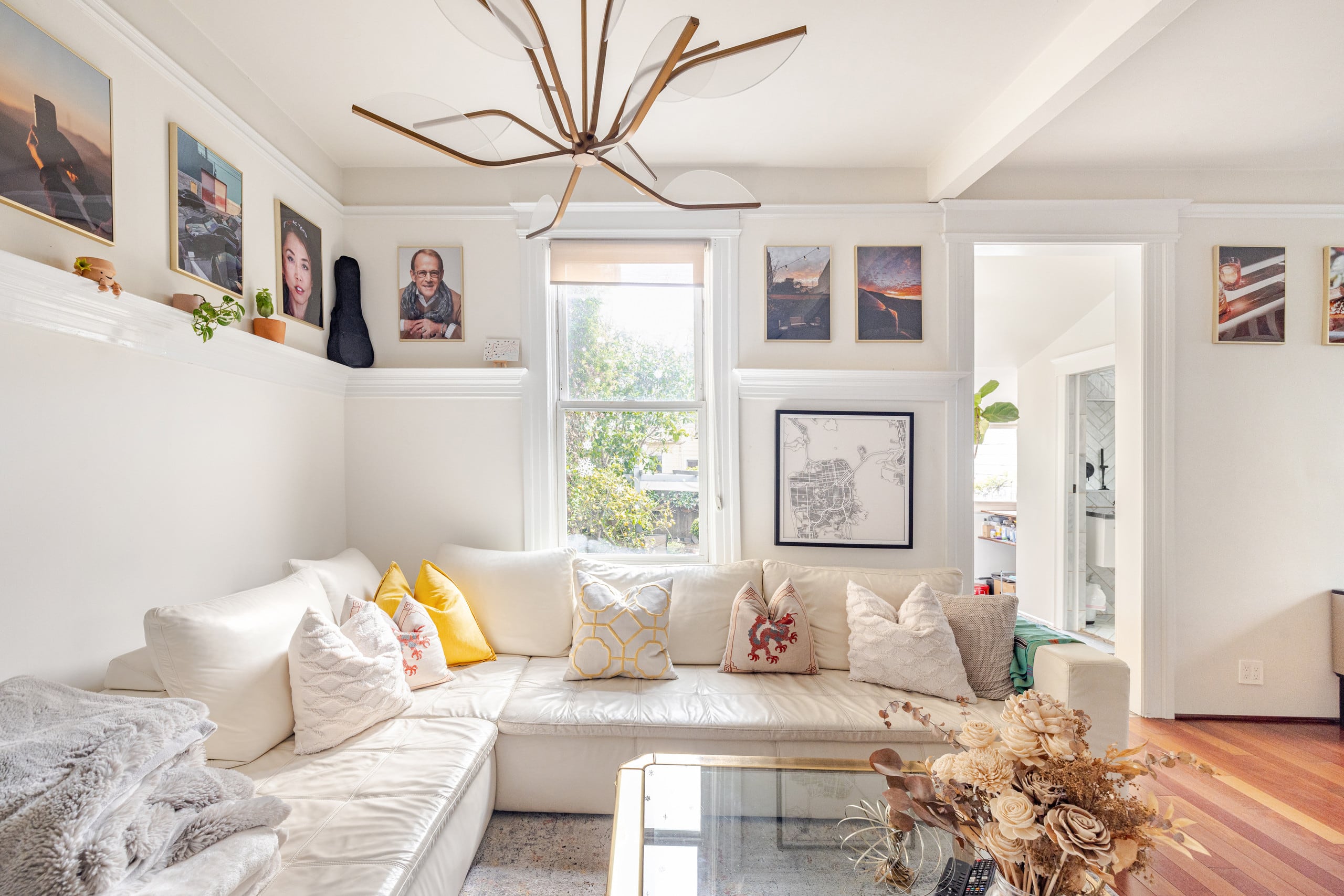 Home in San Francisco · ★4.96 · 3 bedrooms · 3 beds · 2 baths - Image 2