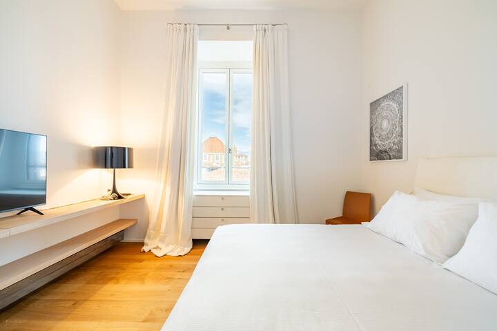 Dome (View) House gallery image 5