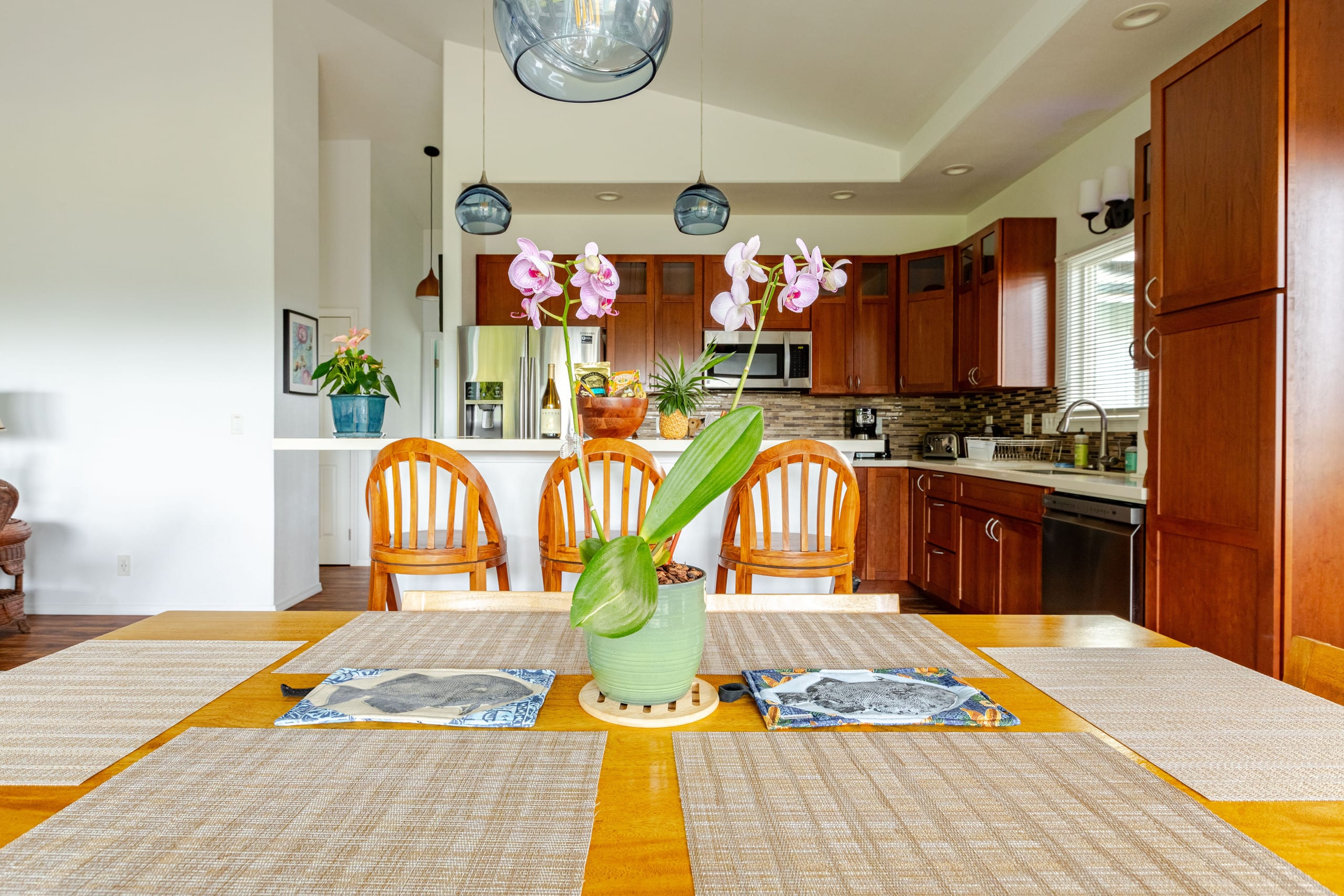 Home in Papaikou · ★4.97 · 2 bedrooms · 3 beds · 2 baths - Photo 21