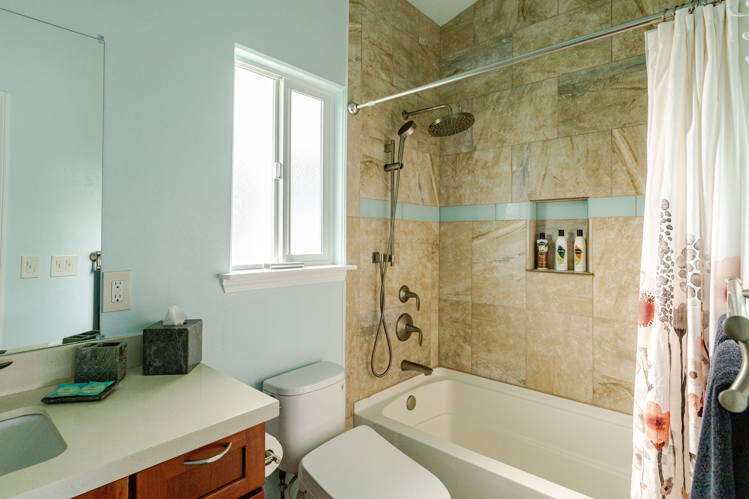 Home in Papaikou · ★4.97 · 2 bedrooms · 3 beds · 2 baths - Photo 38