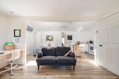 Cozy hideaway cottage in historic Ajo