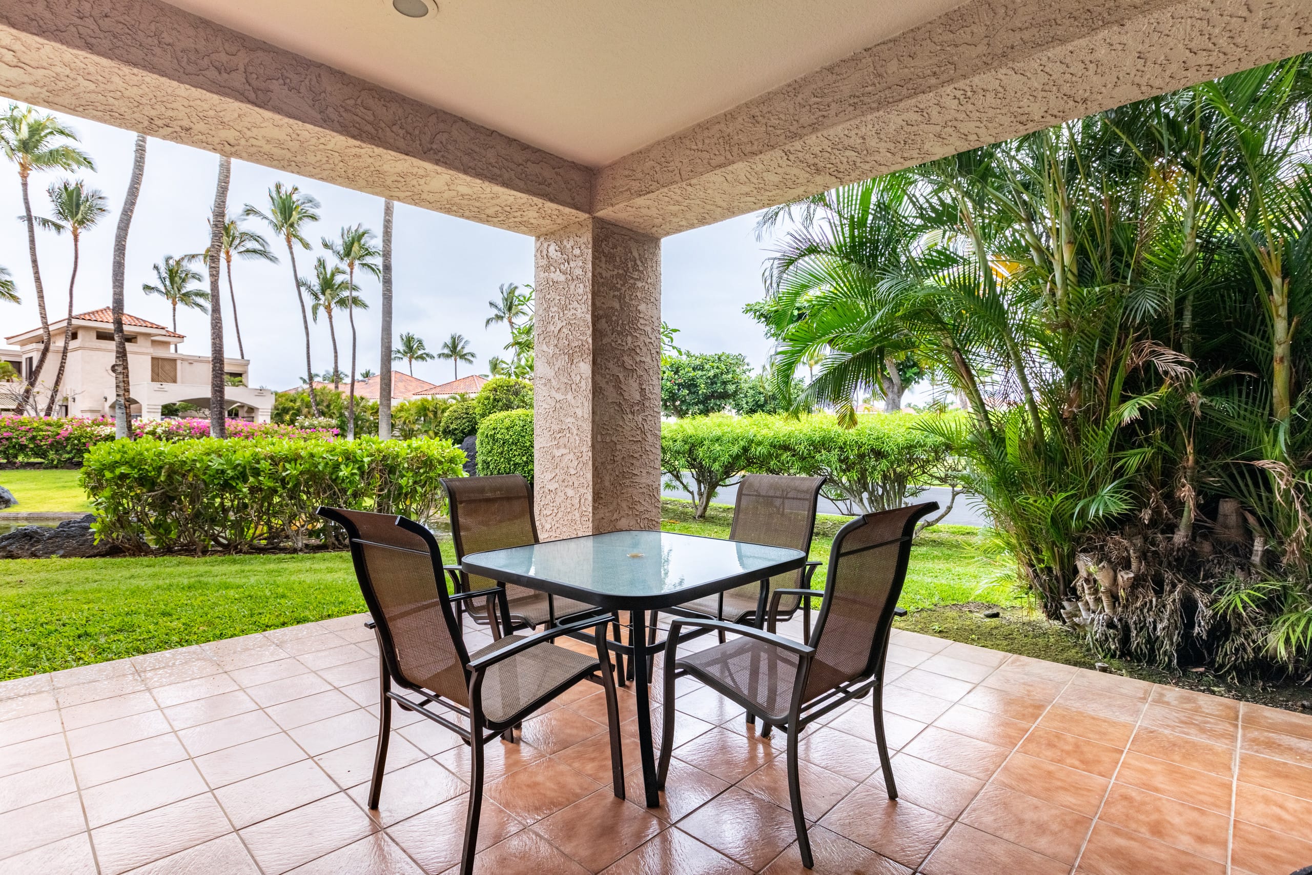 Enjoy lush tropical lifestyle in Waikoloa Resort - Photo 37