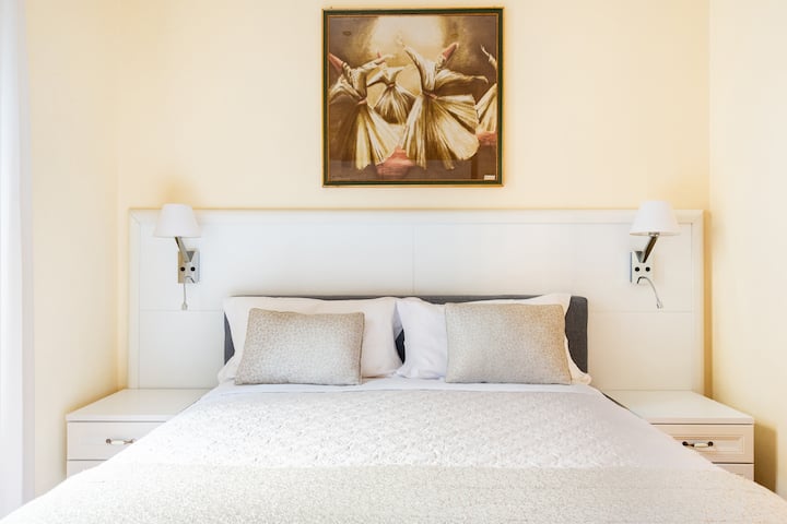 ห้องนอนใหญ่
ห้องพักสะดวกสบายเงียบมาก