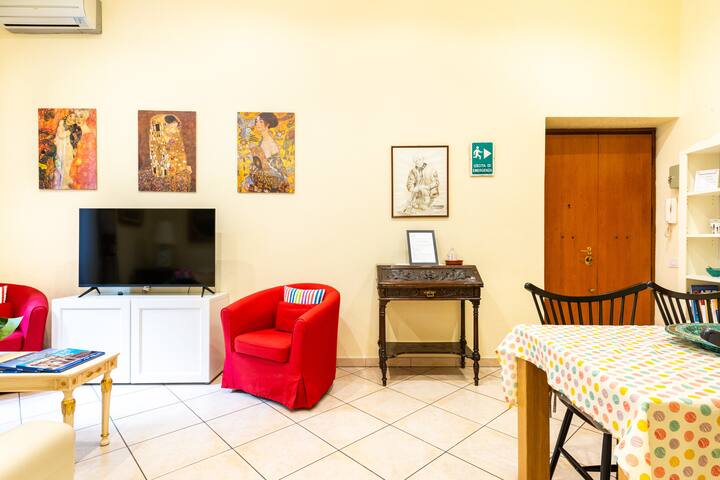 New Apartment Sistina near Trevi & Spagna, Roma gallery image 5
