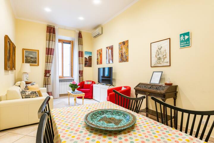 New Apartment Sistina near Trevi & Spagna, Roma gallery image 4