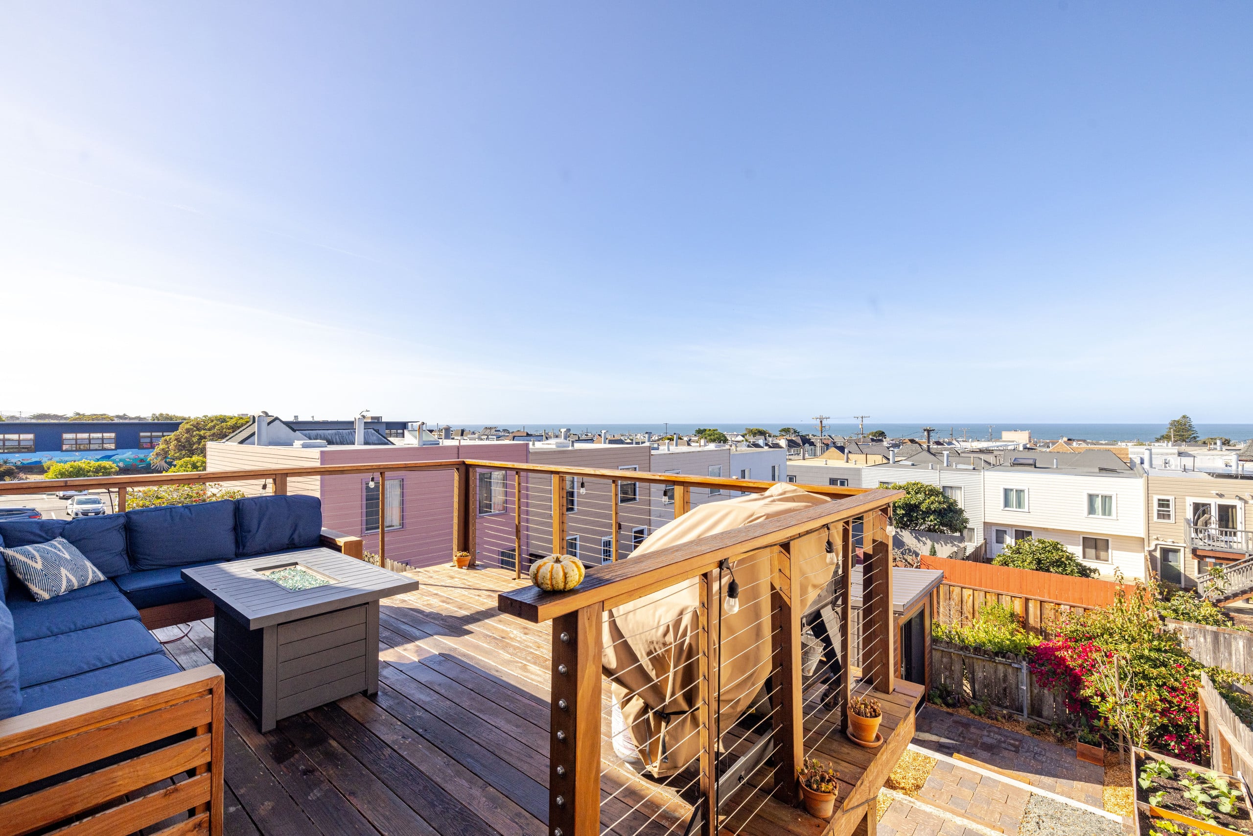 Home in San Francisco · ★4.94 · 3 bedrooms · 3 beds · 2 baths - Image 50