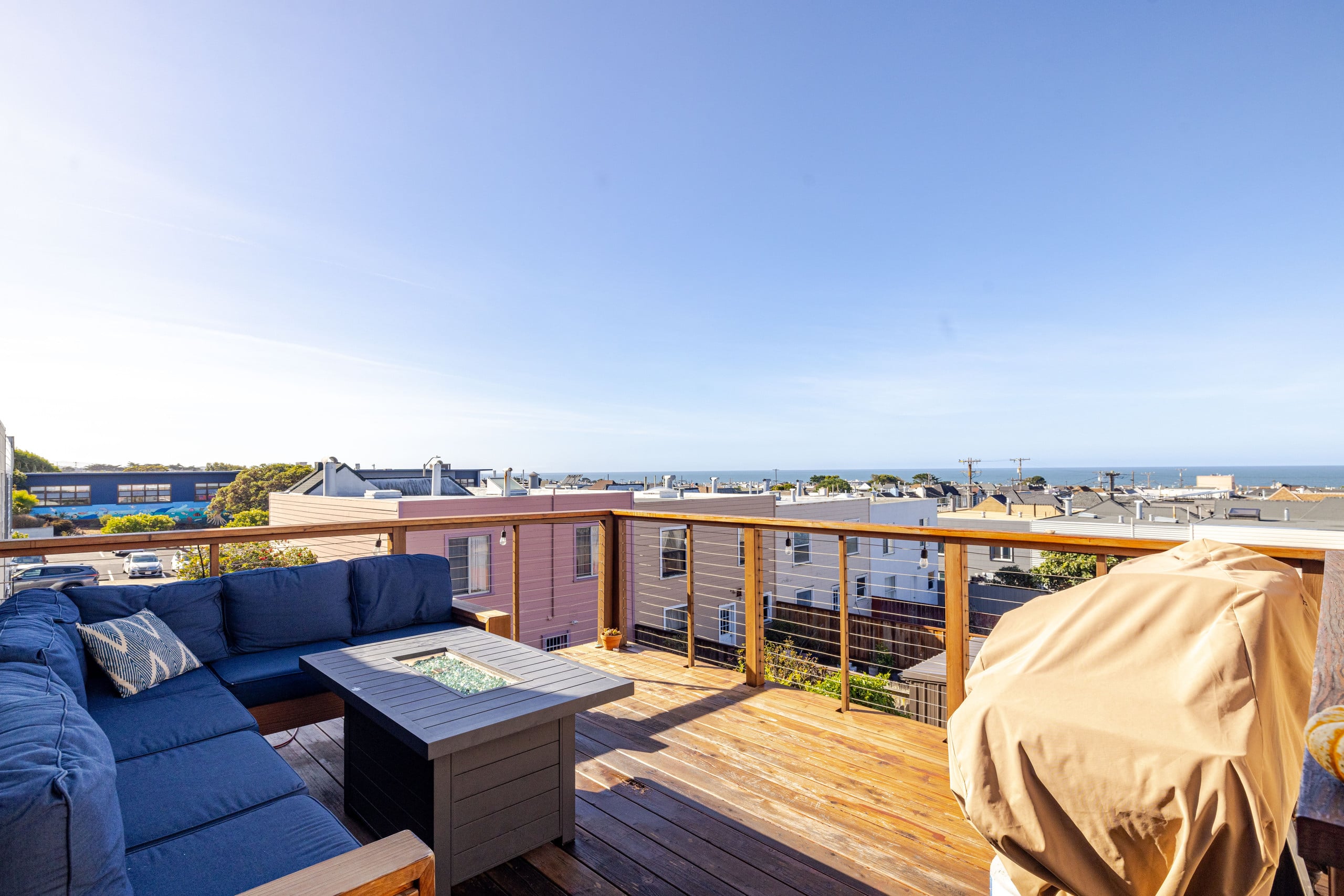 Home in San Francisco · ★4.94 · 3 bedrooms · 3 beds · 2 baths - Image 51