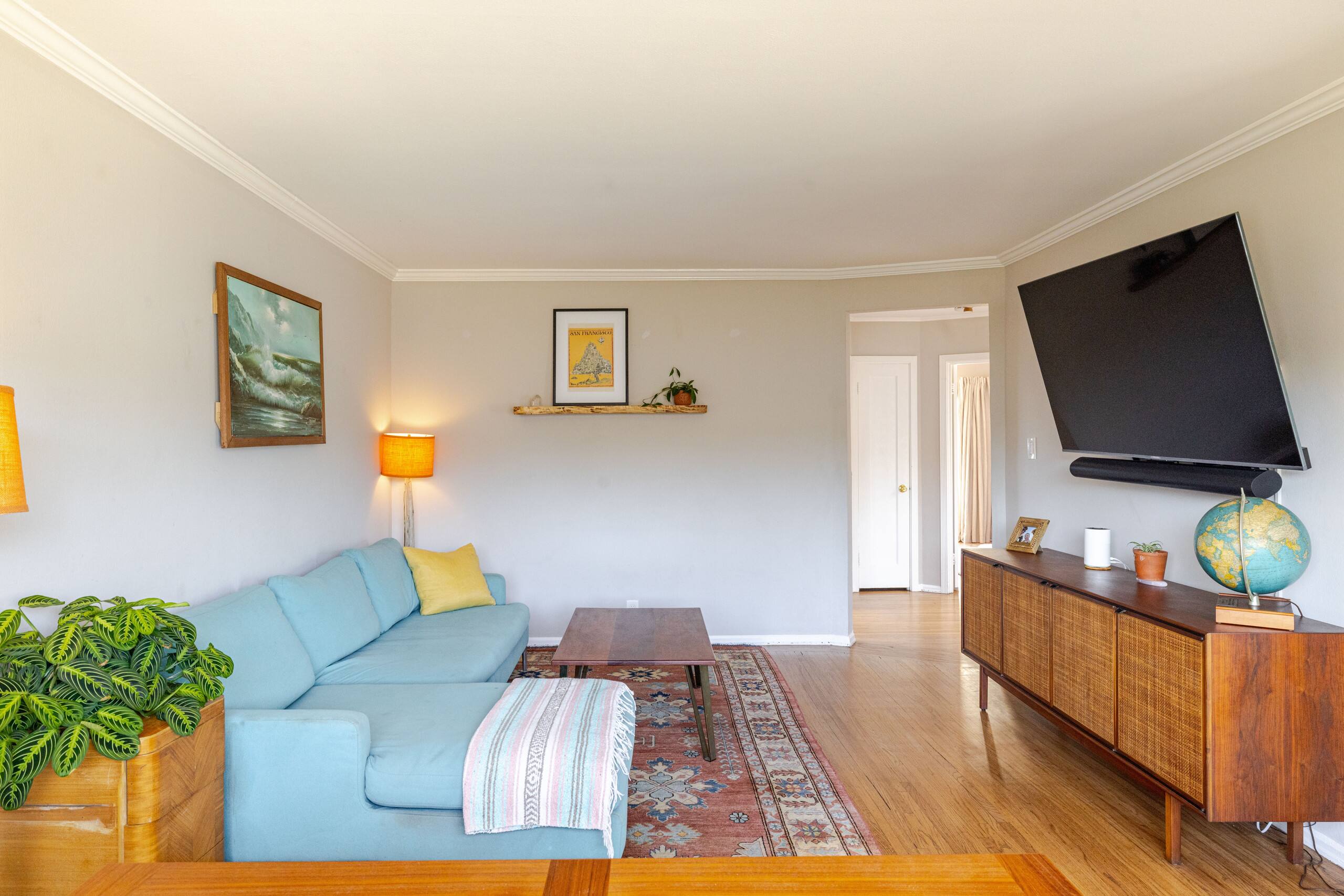 Home in San Francisco · ★4.94 · 3 bedrooms · 3 beds · 2 baths - Image 6