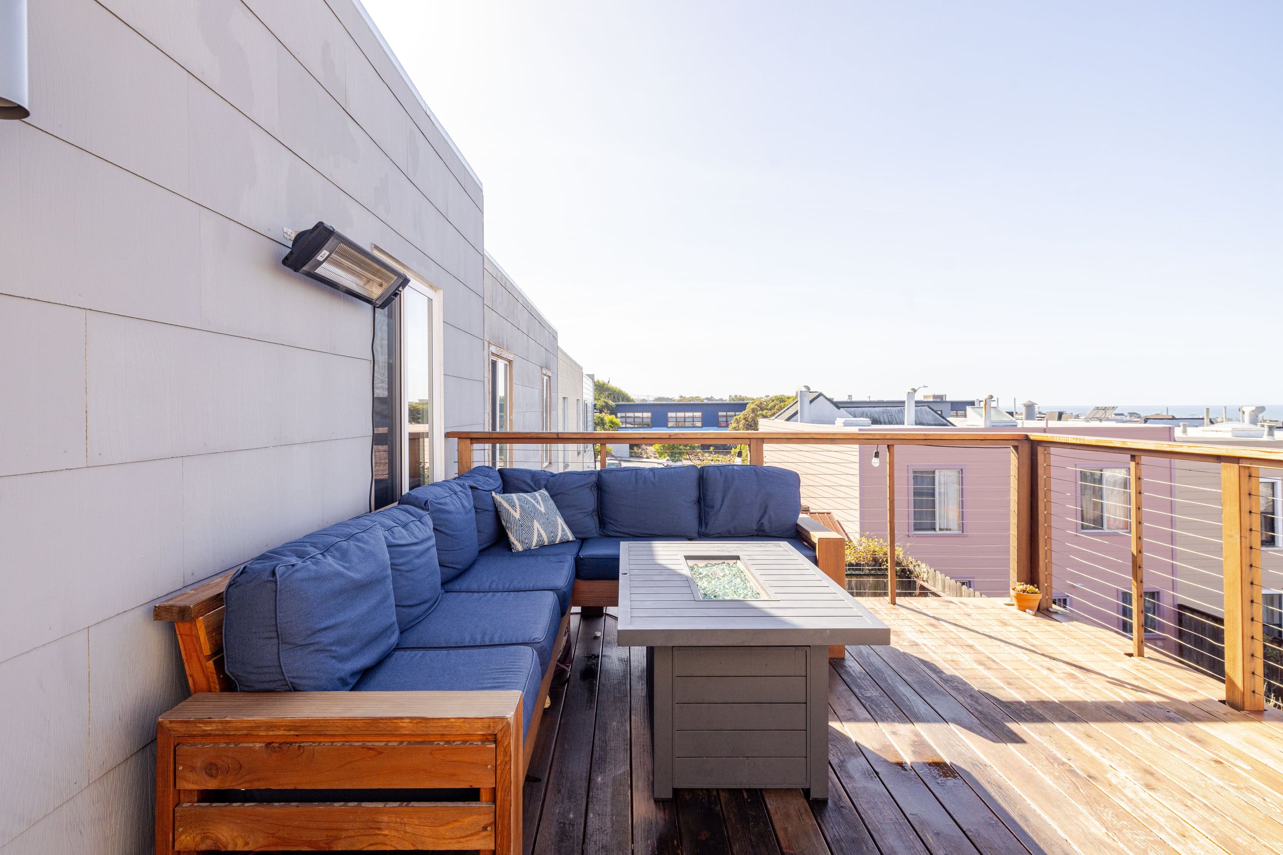 Home in San Francisco · ★4.94 · 3 bedrooms · 3 beds · 2 baths - Image 49