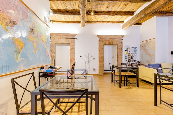 La Casa di Tufo: Room "Serancia"
