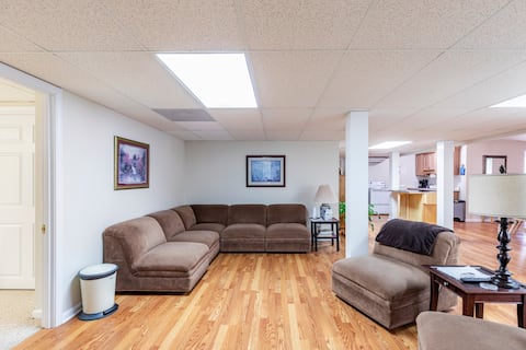 Private Terrace Apartment with Lake View