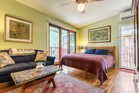 Successful Airbnb property: Casita Querida in Rosedale