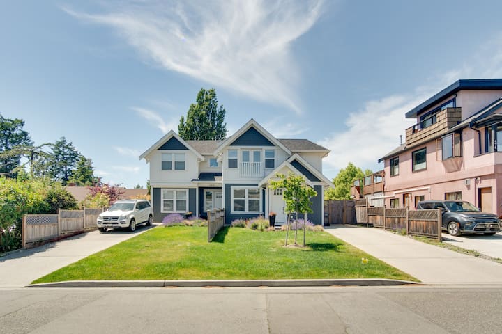 ❣ Oceanview ✦ Secluded Area ✦ Spacious and Modern