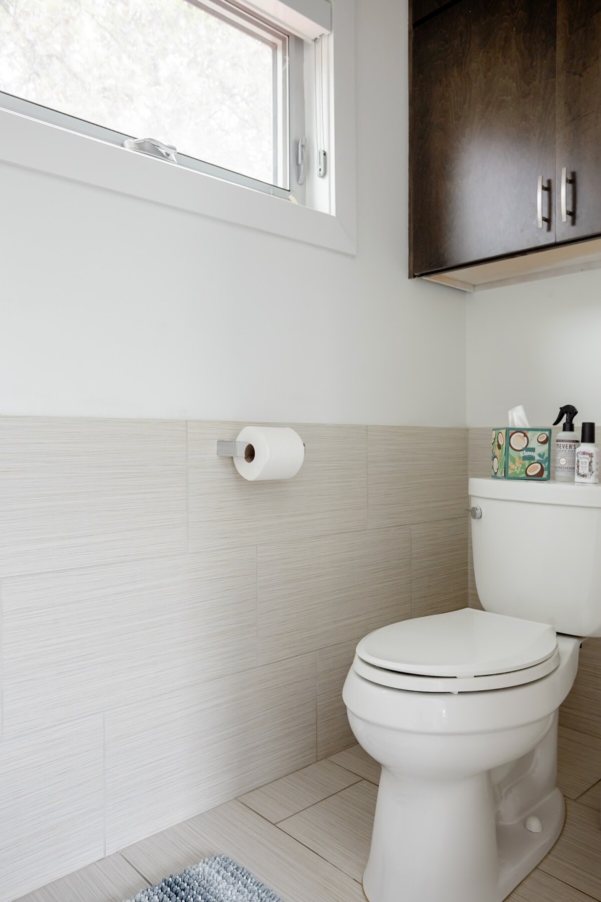 Spacious home in quiet, central neighborhood