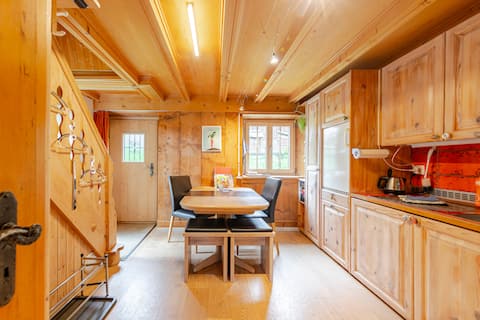 Successful Airbnb property: Old farmhouse in the Grisons mountains in Graubünden/Grischun/Grigioni