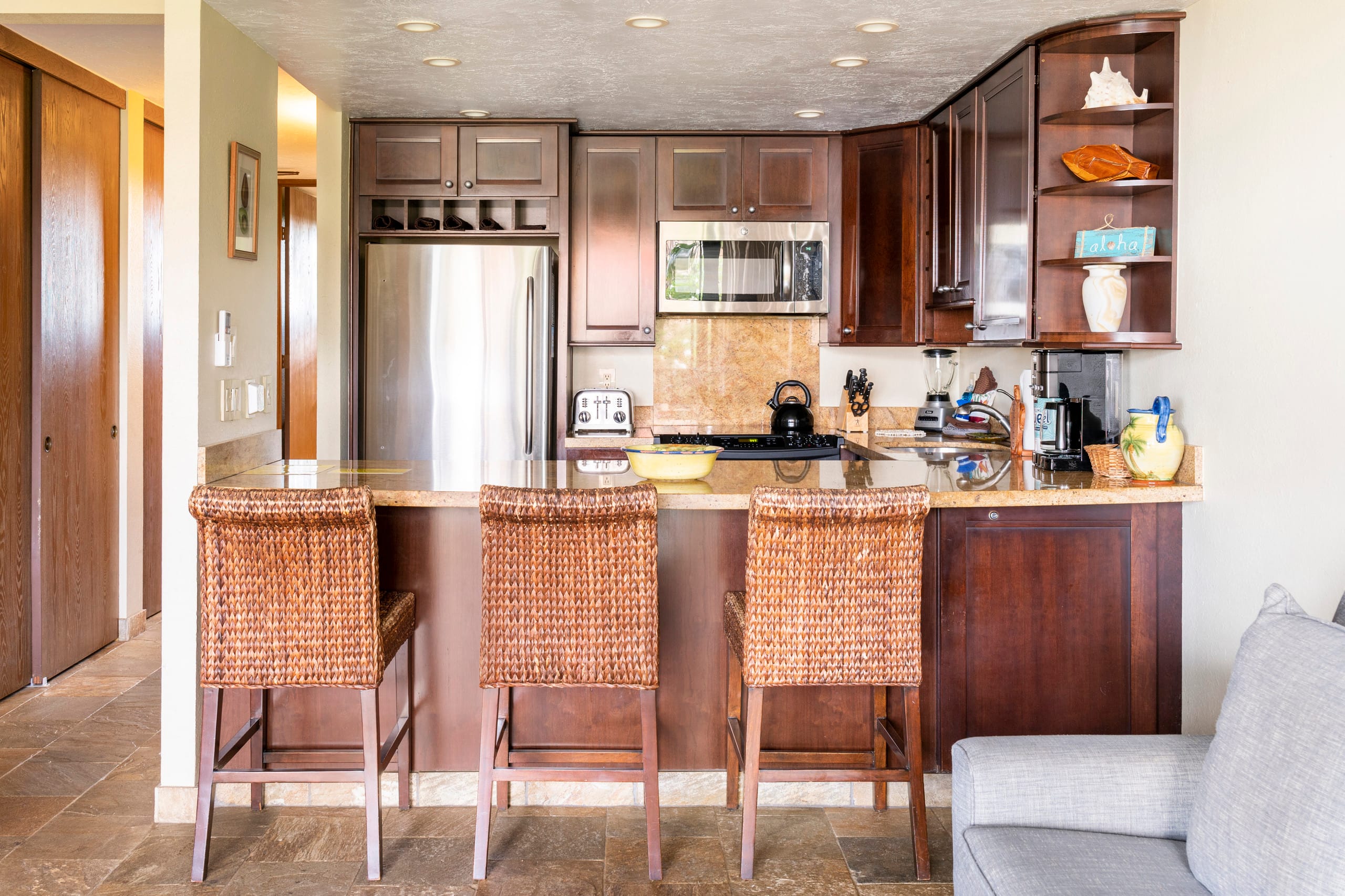 Stunning Luxury Oceanview Condo - Image 5