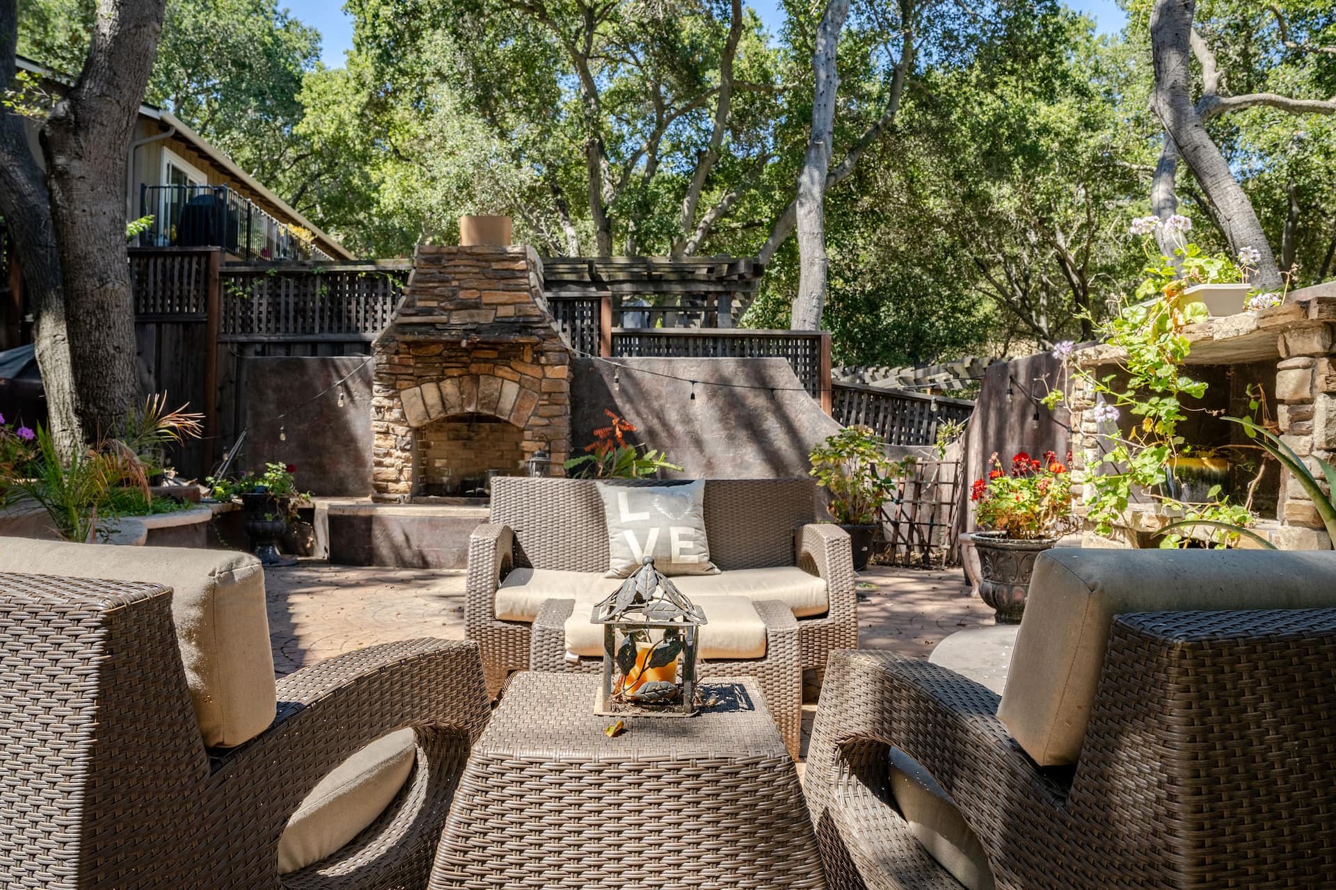 Bright Garden Guest Suite in Los Gatos, Heart of Silicon Valley