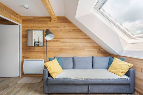 Modern apartment, in the heart of the village