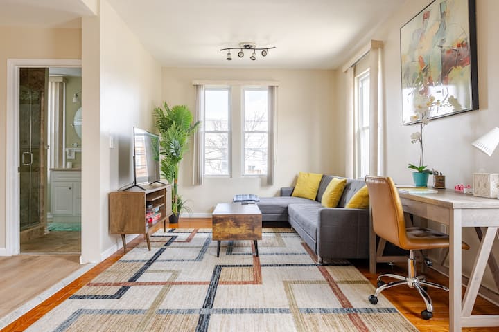 Spacious & Comfy | 5★ Location, Mins from NYC