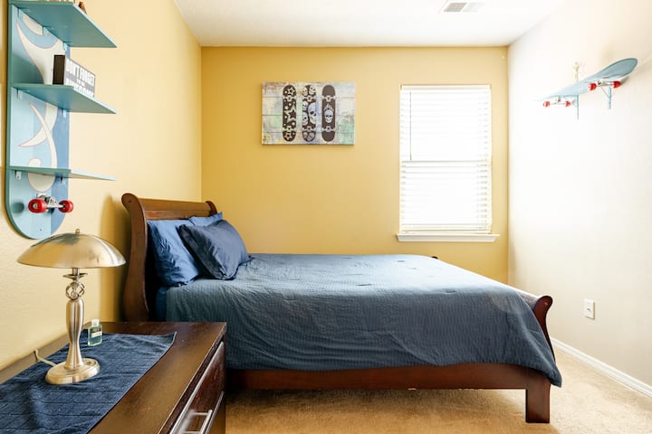 מושלם לסקייטבורד...מרווח ונוח.