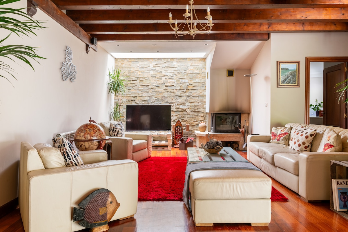 Villa Tarde — view 2