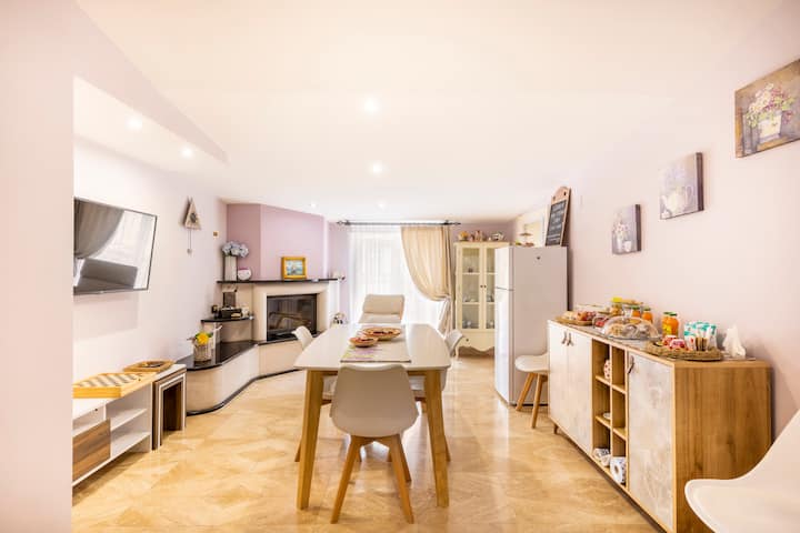 IL MELOGRANO Independent apartment