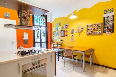Casa Pontida for a sober and colorful welcome