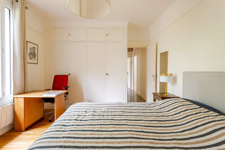 غرفة النوم 1