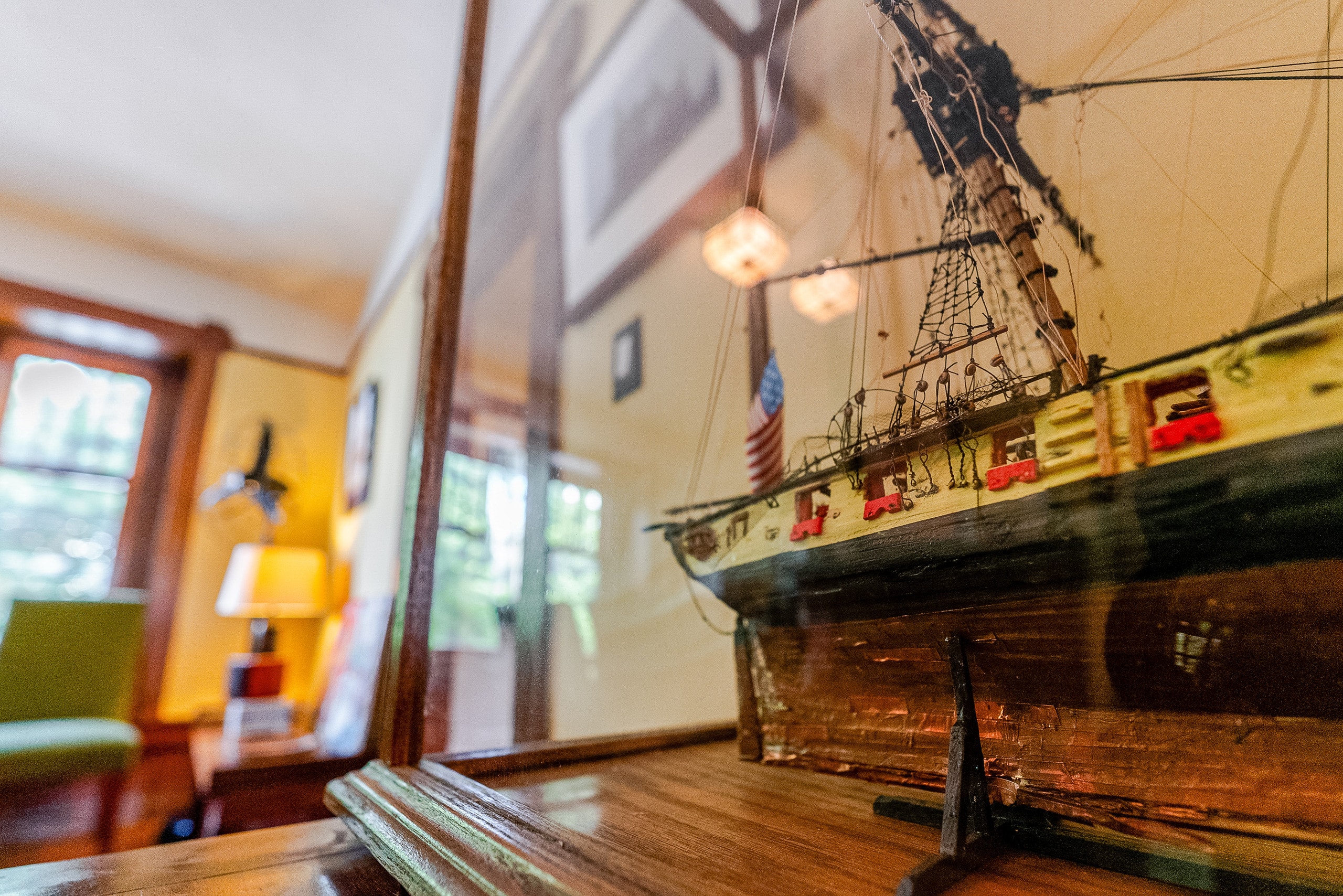 Home in San Francisco · ★4.93 · 3 bedrooms · 3 beds · 1.5 baths - Image 10