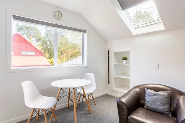 Modern Stay In Cromwell - Self Check In - Cromwell
