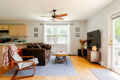 Private Spacious 2 Bedroom 2 Full Bath Guest Suite