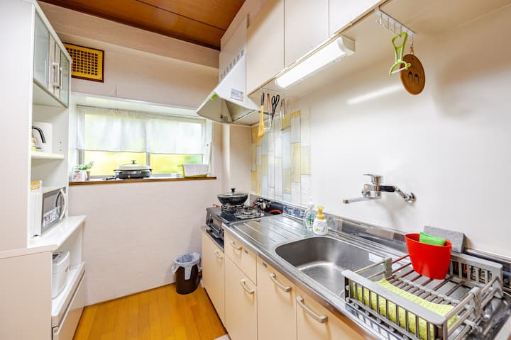 Whole House Rental海滨浴场徒步1分钟,有wifi,停车场。卧室2间,卫生间2个 - Fukuoka