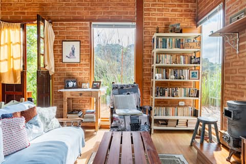 Successful Airbnb property: Refuge in Santo Antônio do Pinhal in Santo Antônio Do Pinhal