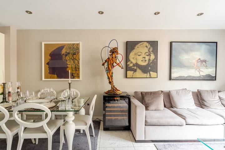 Elegant Mayfair Townhouse Steps off Bond Street W1 gallery image 3