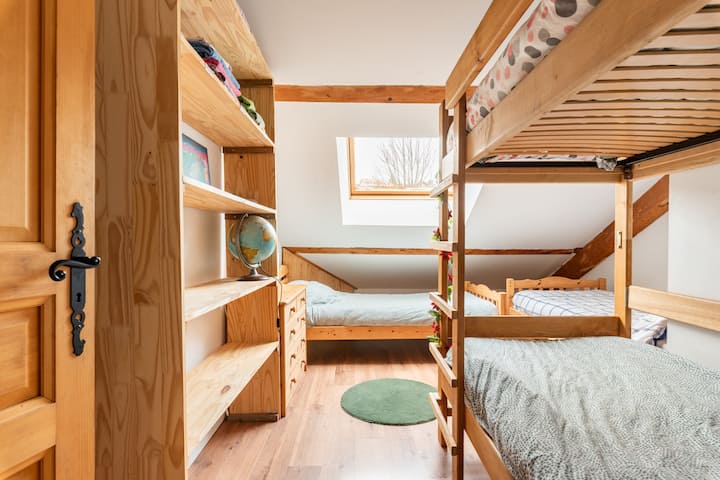 卧室1 - 2张单人床和2张双层床