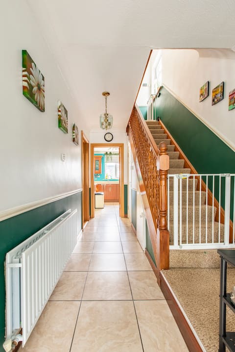 Two private rooms (4 adults) in Kilnamanagh